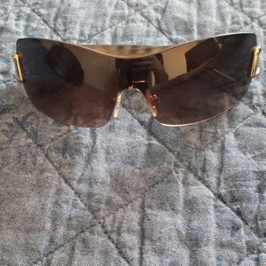 Burberry BE 3043 sunglasses